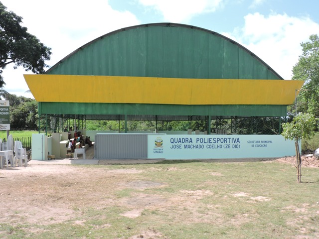 Gustavo Medeiros inaugura quadra coberta no Povoado Liberdade - Imagem 4