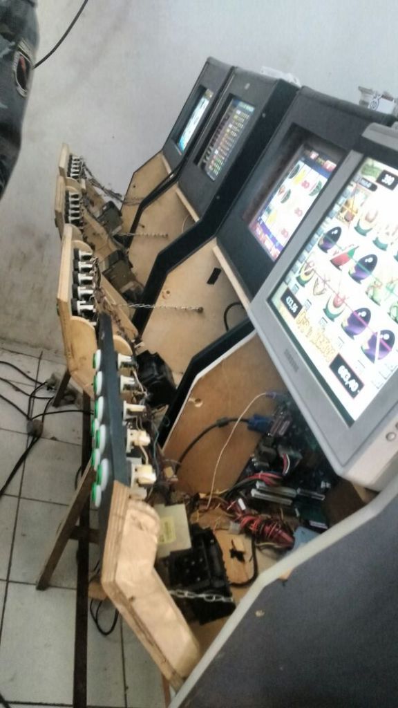 18º BPM apreende 8 máquinas de Azar em Água Branca - Imagem 13