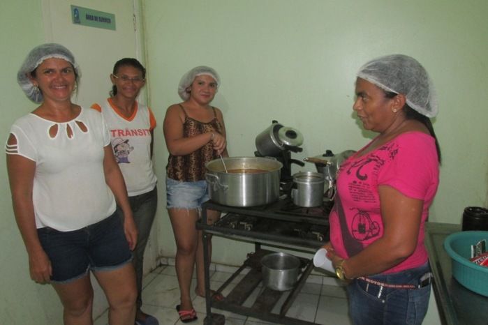 Policia do 18º BPM Realiza Ação Social nos Bairros de Água Branca - Imagem 2