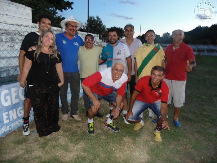 Fotos e autógrafos fizeram alegria dos fãs de Roberto Dinamite - Imagem 56