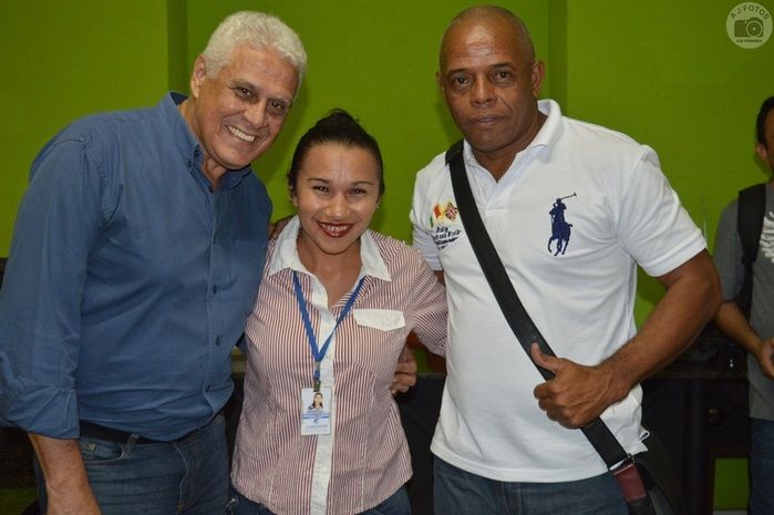 Fotos e autógrafos fizeram alegria dos fãs de Roberto Dinamite - Imagem 18