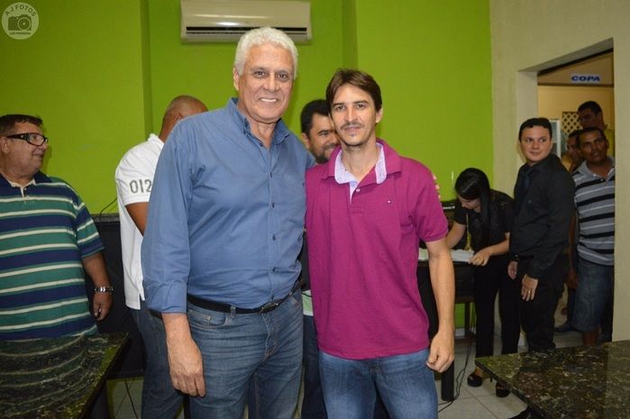 Fotos e autógrafos fizeram alegria dos fãs de Roberto Dinamite - Imagem 14