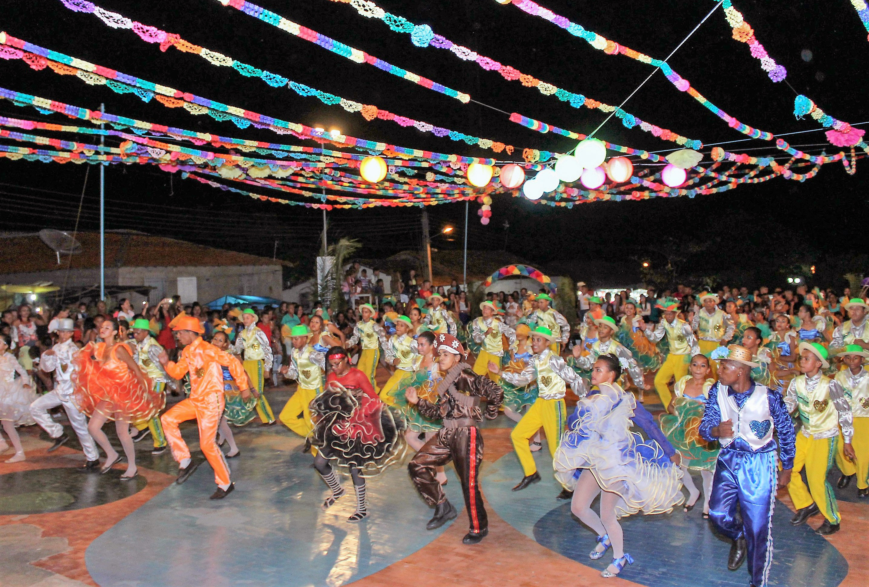 II Festival de Quadrilhas Juninas em Francinópolis