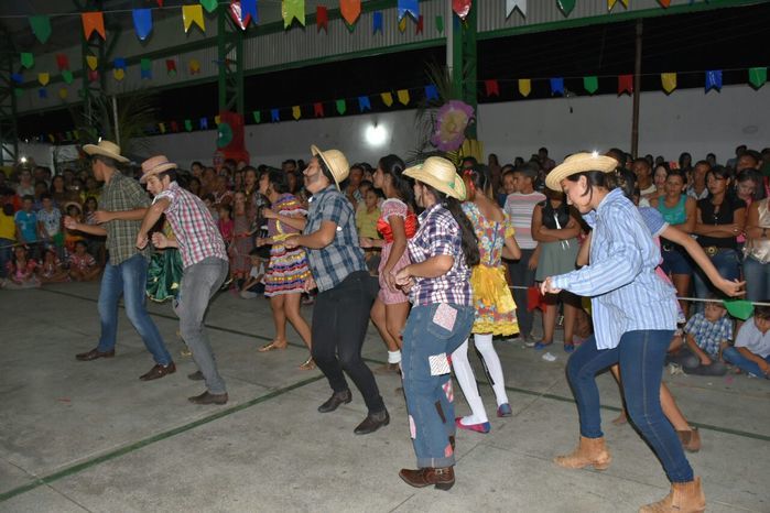 Prefeitura de Alegrete realiza com sucesso o III Arraiá da Alegria - Imagem 77