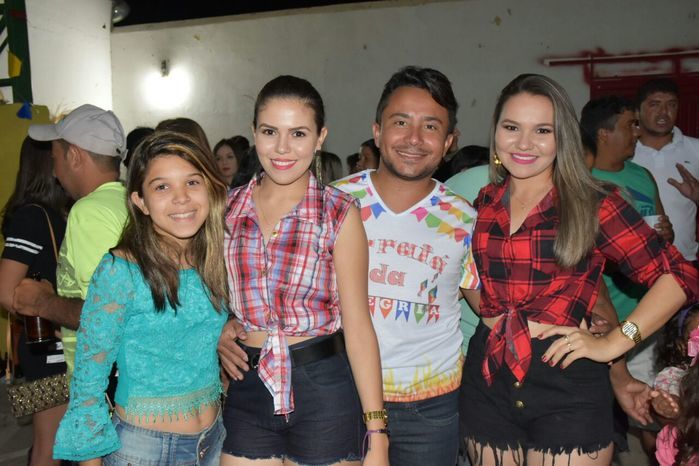 Prefeitura de Alegrete realiza com sucesso o III Arraiá da Alegria - Imagem 135