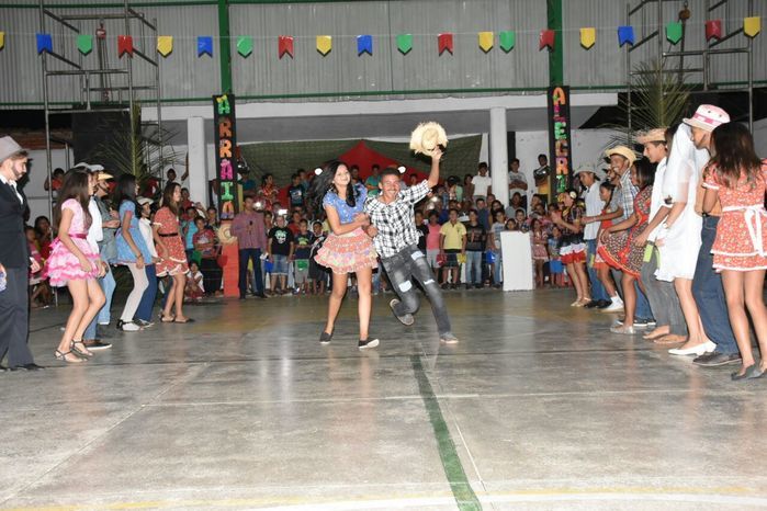 Prefeitura de Alegrete realiza com sucesso o III Arraiá da Alegria - Imagem 33