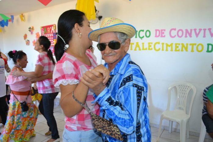 CRAS realiza festa junina para idosos do grupo Viva Idade - Imagem 57