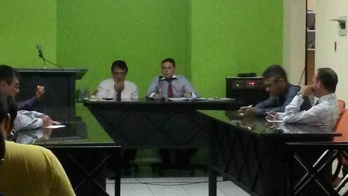 Populares lotam câmara dos vereadores   - Imagem 2