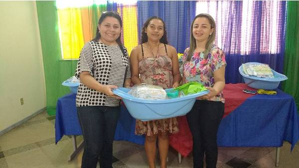 Assistência Social entrega Kits de Enxoval para as Gestantes - Imagem 2