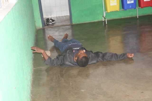 Alunos do EJA Participam de Projeto de Teatro - Imagem 67