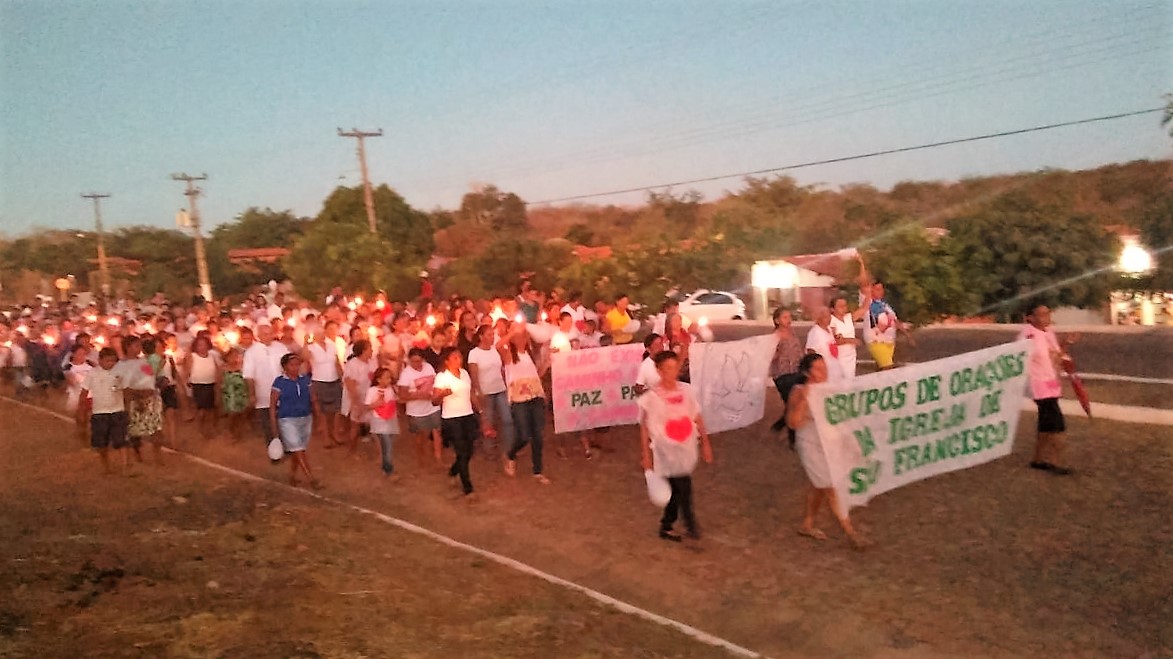 Caminhada pela paz abre Festejos religiosos em Francinópolis