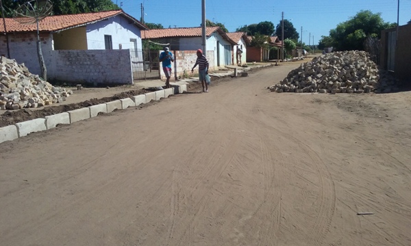 Ruas do Sol Nascente recebem pavimentação em Paralelepípedo - Imagem 5