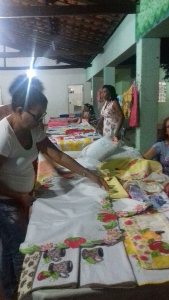 Alunos do EJA realizam primeira mostra de trabalhos artesanais. - Imagem 50