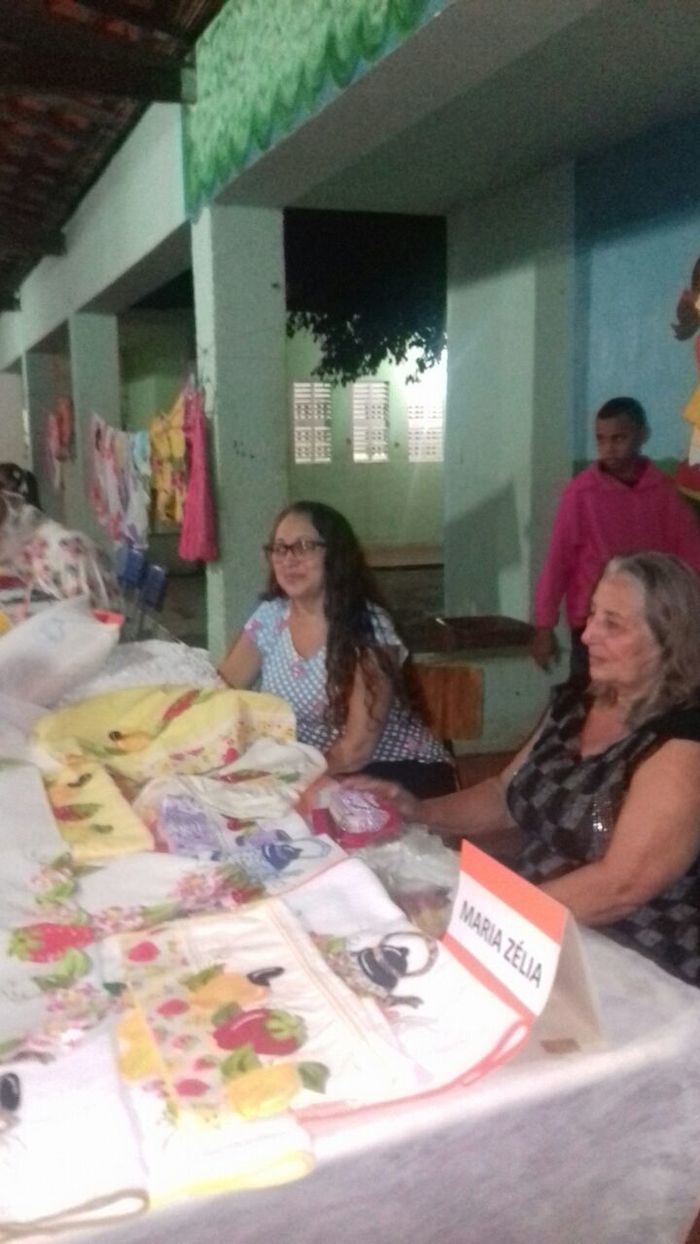 Alunos do EJA realizam primeira mostra de trabalhos artesanais. - Imagem 55