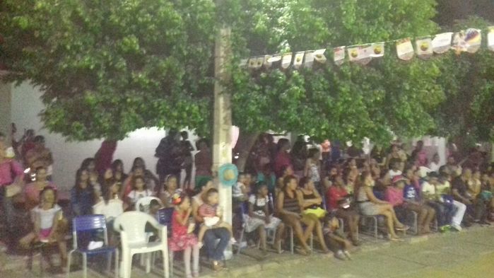 Alunos do EJA realizam primeira mostra de trabalhos artesanais. - Imagem 28