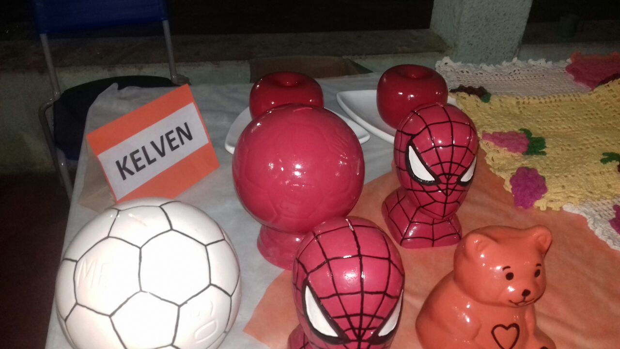 Alunos do EJA realizam primeira mostra de trabalhos artesanais.