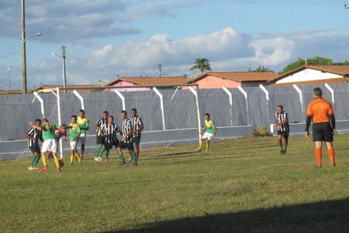 Vila Verde leva a melhor em campo e vence o Juventus - Imagem 18