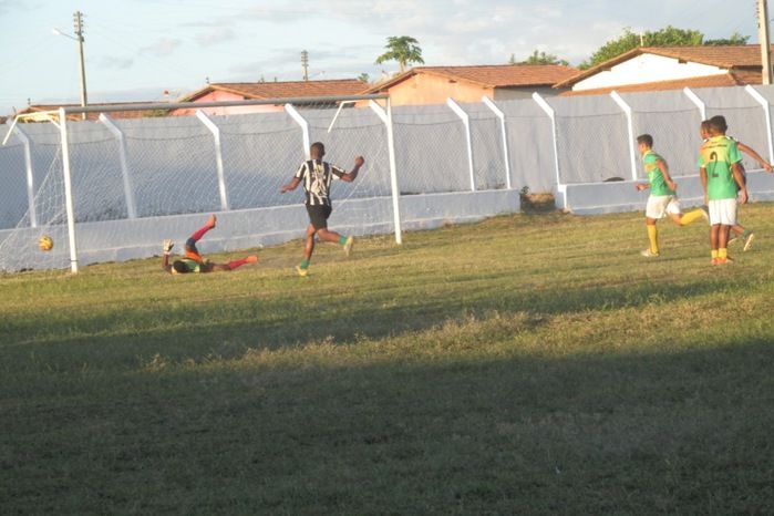 Vila Verde leva a melhor em campo e vence o Juventus - Imagem 25