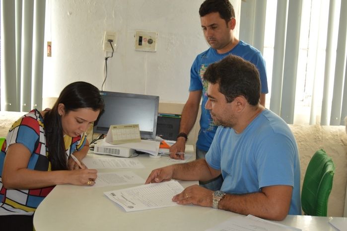  Prefeitura realiza solenidade de posse para novos concursados  - Imagem 9