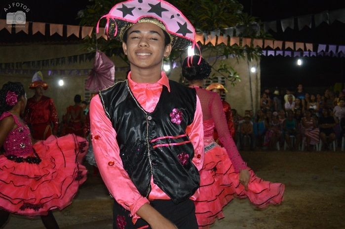 Escola municipal da zona rural realizou o V arraia  - Imagem 21