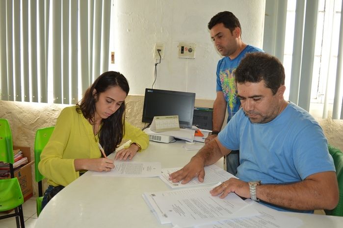  Prefeitura realiza solenidade de posse para novos concursados  - Imagem 7