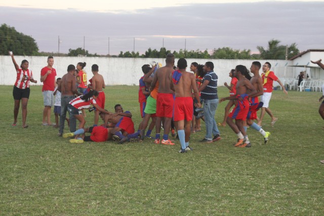 Dragões Vencem Santa Catarina Estão na Final da Taça Josias Soares - Imagem 172
