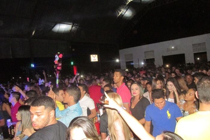 Show com Gabriel Diniz supera expectativa em Água Branca - Imagem 16