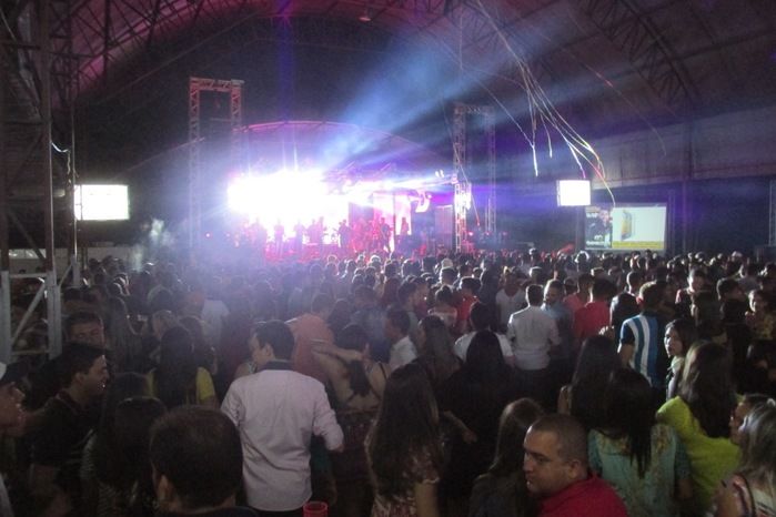 Show com Gabriel Diniz supera expectativa em Água Branca - Imagem 23