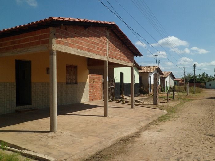 Vende - se uma casa. - Imagem 1