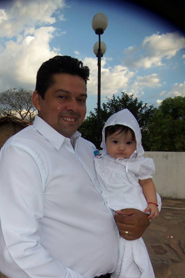 Celebração religiosa do Batizado de Maria Lucia. - Imagem 11