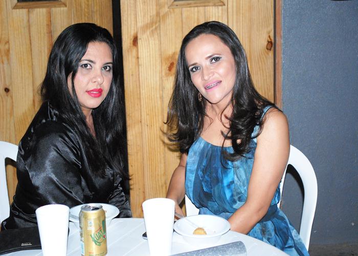 Banda Retrôp2 surpreende público com apresentação na boate Casarão  - Imagem 15