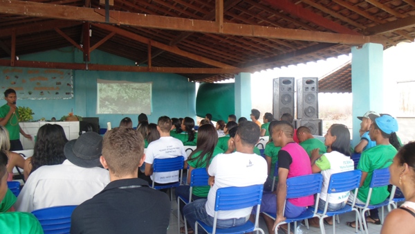 Feira agrícola é realizada com sucesso em Santo Inácio  - Imagem 8