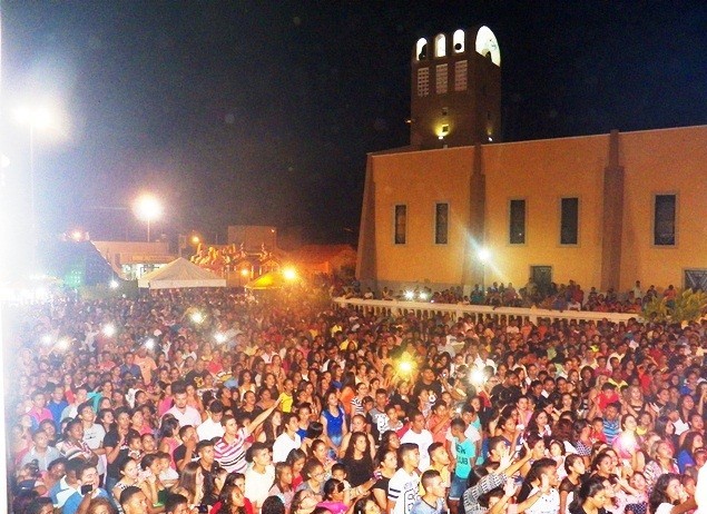 1ª e 2ª noite de semana cultural em atrai multidão - Imagem 11