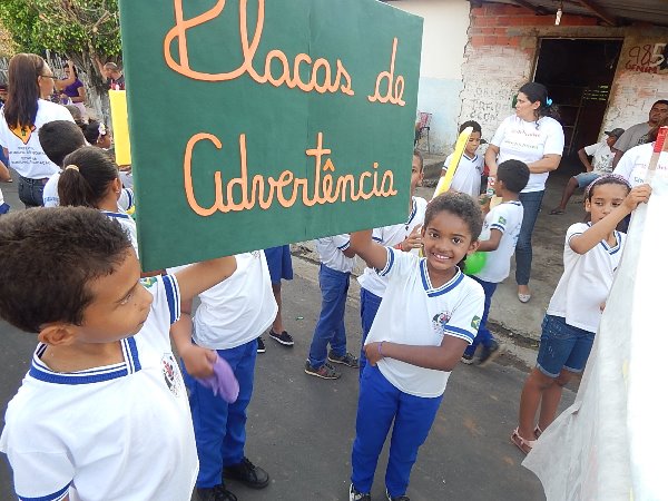 Educação de Lagoinha Realizou Caminhada sobre o Trânsîto - Imagem 9