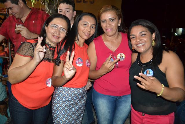 Venicio do Ó abre comitê com arrastão popular em Pimenteiras - Imagem 19