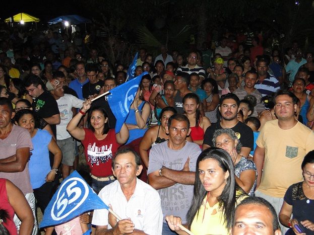Capote e Manin realizaram grande comício no Bairro de Fátima - Imagem 8