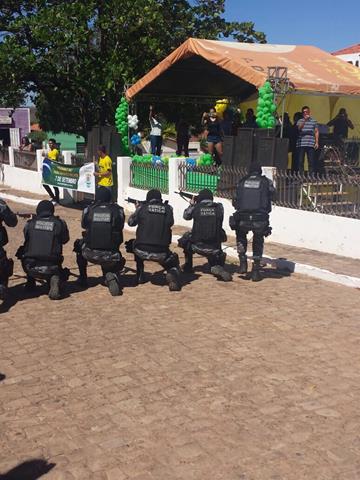  Policia Militar de Valença participa de desfile em Francinopolis  - Imagem 1