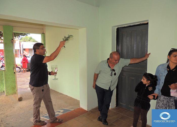 Padre Paulo Sergio realiza a bênção das instalações do CRAS da Vila - Imagem 5