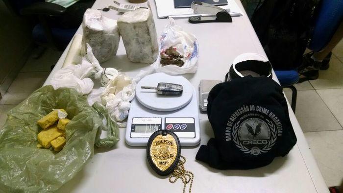 aterial apreendido na casa onde o Luquinhas