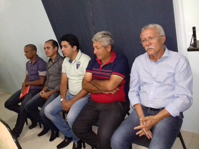 Vereador Toinho de Quincas toma posse em Dom Expedito Lopes. - Imagem 31