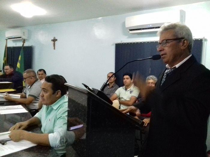 Vereador Toinho de Quincas toma posse em Dom Expedito Lopes. - Imagem 22