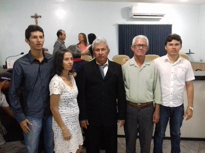 Vereador Toinho de Quincas toma posse em Dom Expedito Lopes. - Imagem 53