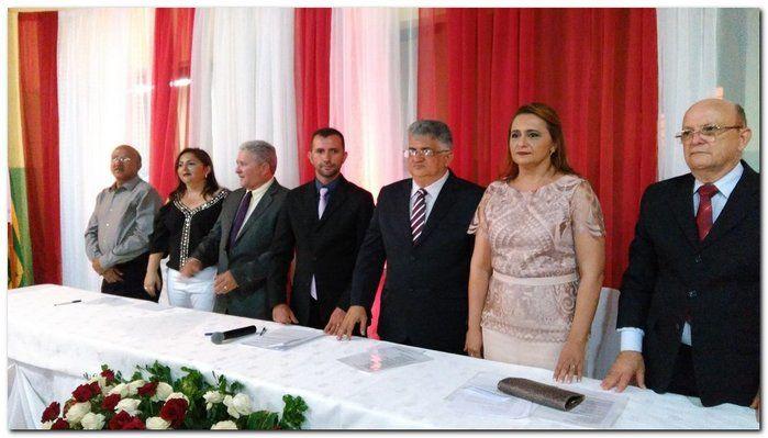  Prefeito Silva Júnior e seu vice Deuzim Aguiar são empossados - Imagem 40