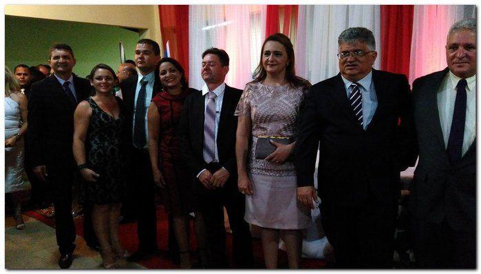   Prefeito Silva Júnior e seu vice Deuzim Aguiar são empossados - Imagem 44
