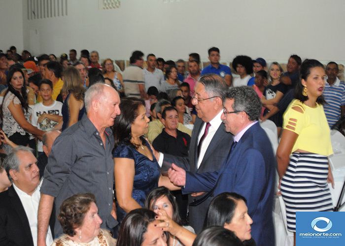 Alvimar Martins e Betinha Brandão são empossados pela câmara  - Imagem 18