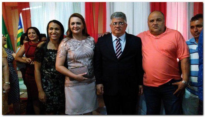   Prefeito Silva Júnior e seu vice Deuzim Aguiar são empossados - Imagem 67