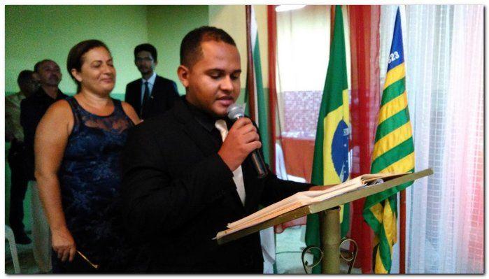   Prefeito Silva Júnior e seu vice Deuzim Aguiar são empossados - Imagem 33