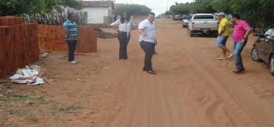 prefeito começa seus trabalhos visitando obras em Santo Inácio - Imagem 1