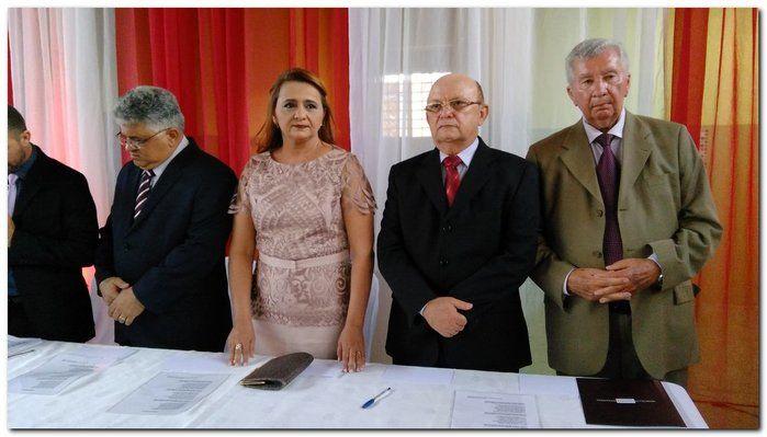   Prefeito Silva Júnior e seu vice Deuzim Aguiar são empossados - Imagem 5