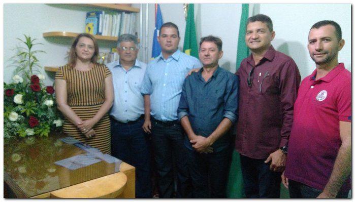 Transmissão de Cargo de Dr. Moura para Silva Júnior - Imagem 42